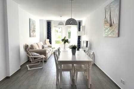 Apartamento Centro Torremolinos Con Parking Екстериор снимка