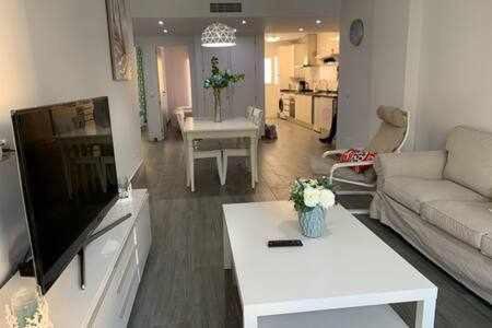 Apartamento Centro Torremolinos Con Parking Екстериор снимка